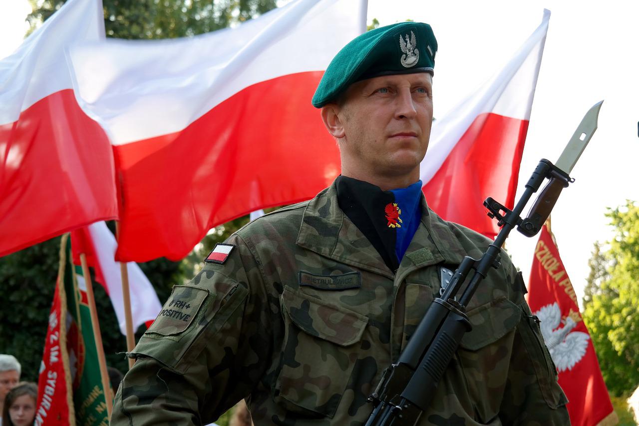 Obowiązkowa służba wojskowa w Polsce. Szykują się zmiany?