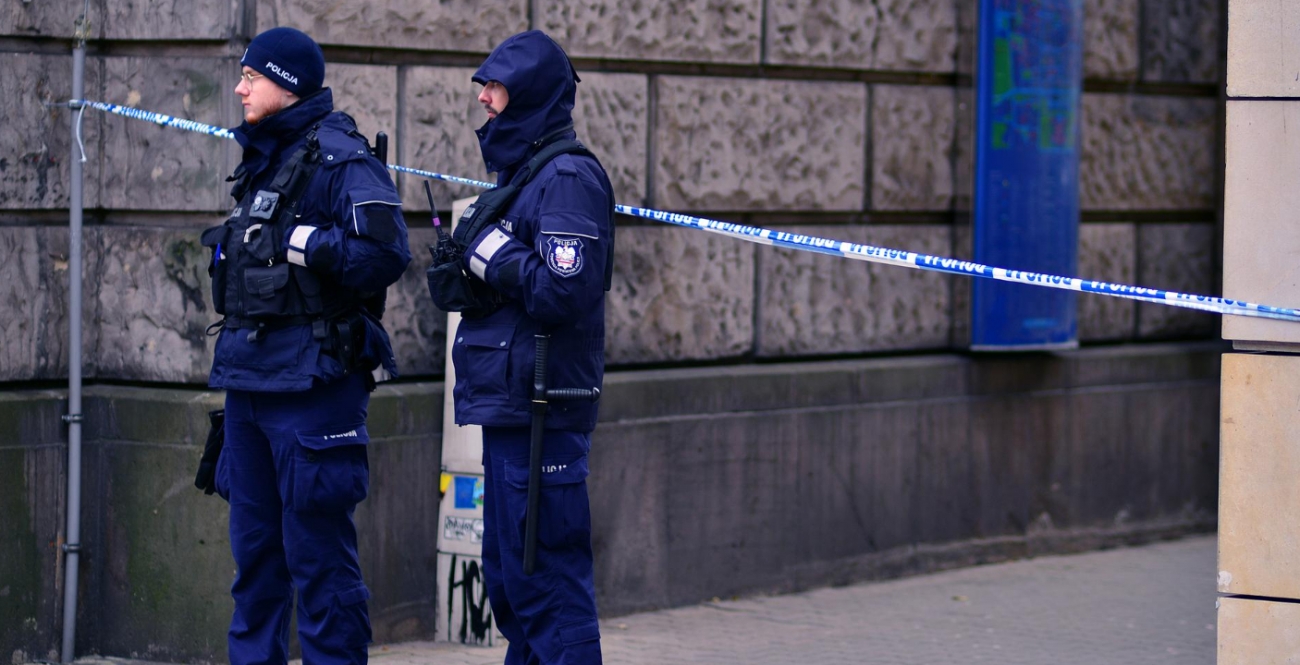 Uroczyste wręczenie medali im. Andrzeja Struja bohaterskim policjantom