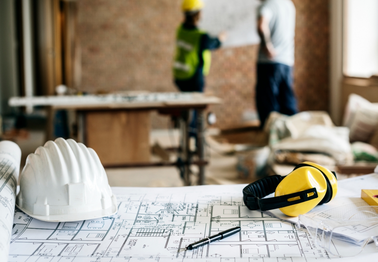 Renowacja architektonicznego symbolu Żagania: Prace przy elewacji ratusza nabierają tempa